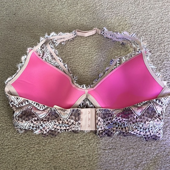 Lace bralette - Picture 2 of 3